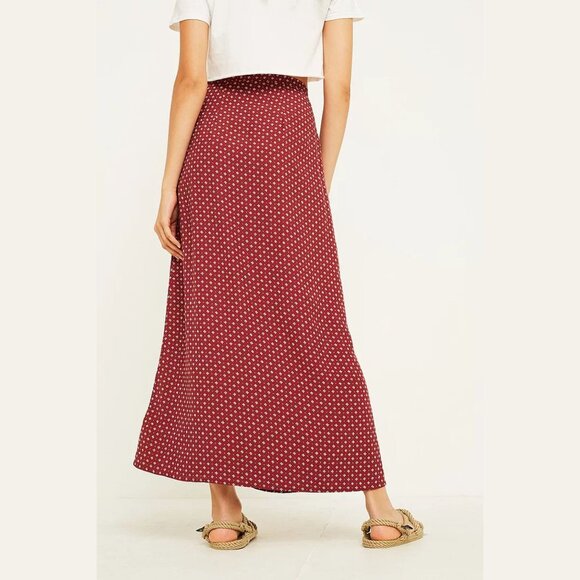Urban Outfitters Red Printed Side-Button Maxi Skirt Size Large 26999 - Picture 4 of 12